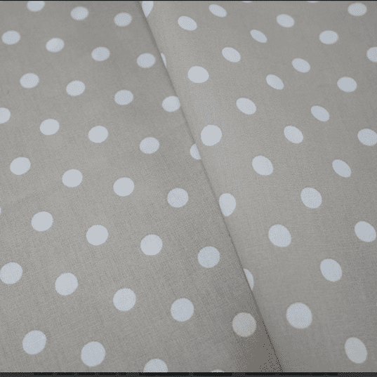 Peaspot cotton in Beige with white spots